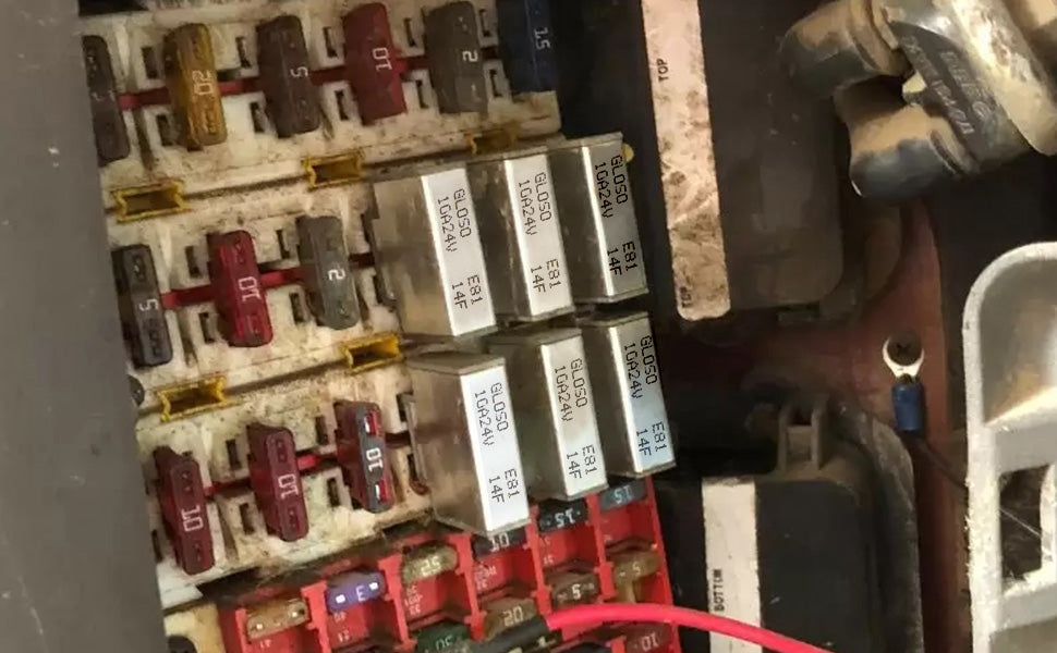 GLOSO E81 Long ATC Terminal (w/dimple) Circuit Breaker, T1 Auto Reset (10A-50A)