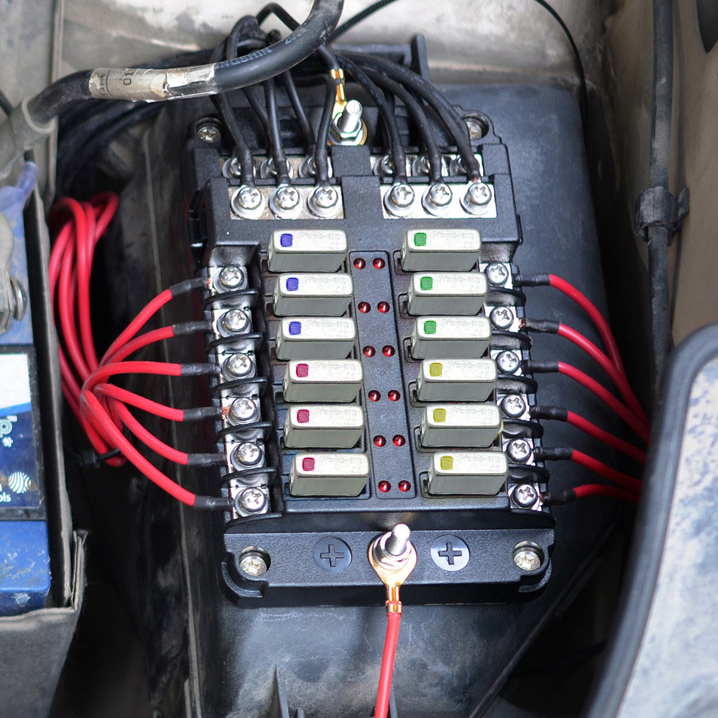 GLOSO E311 UCB Automotive Circuit Breaker, Type 1, Snap Off 3 Sections ATC Balde Terminal - MoTeC USA only